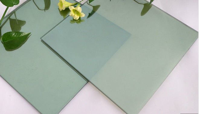 Thủy tinh phản xạ có thiết kế độc đáo và bền cho trang trí tòa nhà