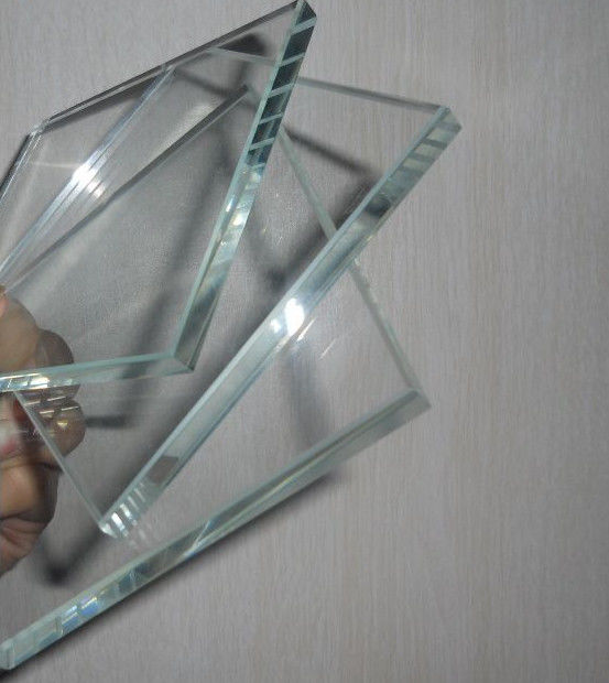 Ultra Clear Glass In Color Consistency For Windows Doors And Building (Tấm kính cực rõ ràng trong màu sắc nhất quán cho cửa sổ và tòa nhà)