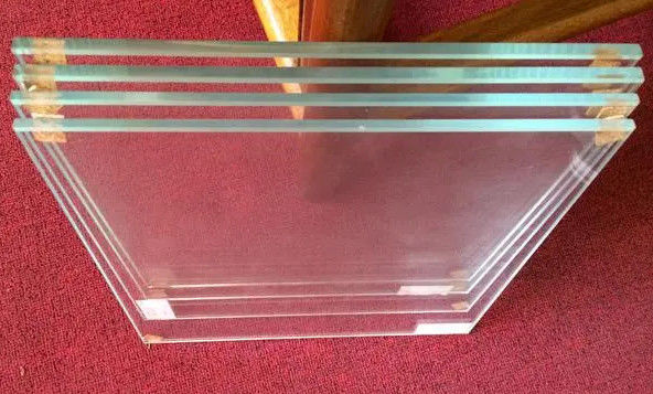 Kính nổi siêu rõ ràng cho tòa nhà Kháng nhiệt ≤0,3mm/m°C và thiết kế không đều
