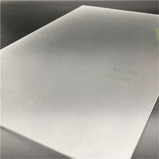 Trung Quốc Factory Hot Sale Extra Clear/Low-Iron Solar Glass 3.2mm-4.3mm
