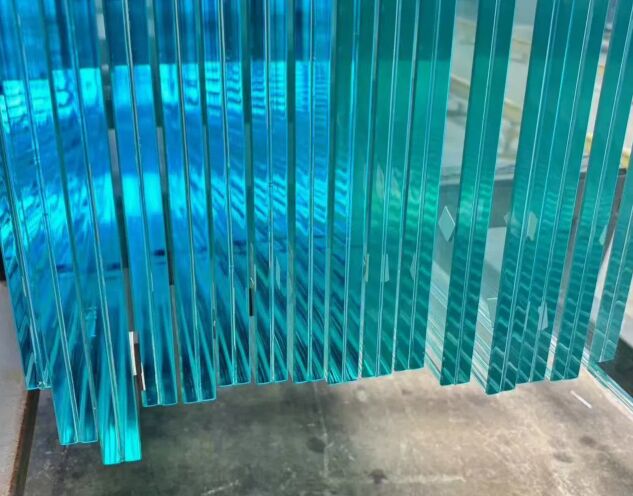 Kính cường lực an toàn cán mỏng/Kính cường lực cán mỏng 4.38mm 6.38mm 8.38mm 10.38mm đến 10.76mm với PVB/Sgp cho Xây dựng/Nội thất/Mặt bàn/Cửa phòng tắm