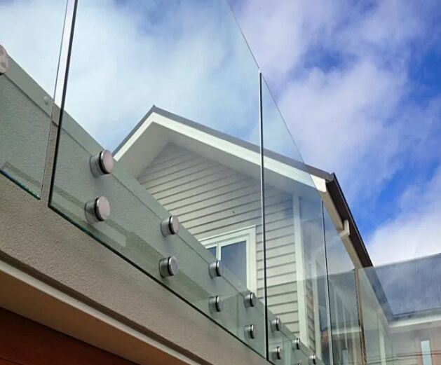 6.76-12.38mm Xây dựng Laminated tempered trang trí xây dựng an toàn cầu thang kính